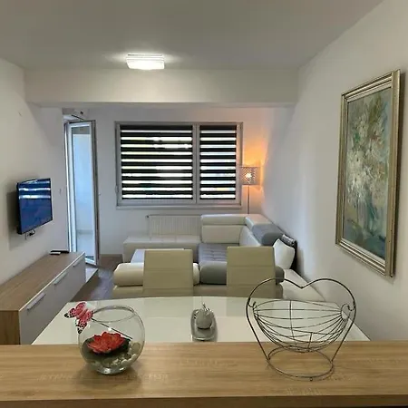 Διαμέρισμα Prime Urban Elegance In Σκόπια